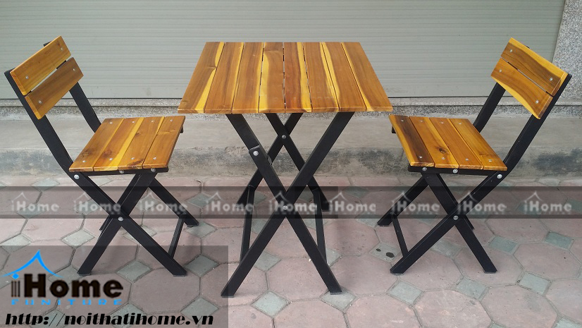bàn ghế cafe chân sắt